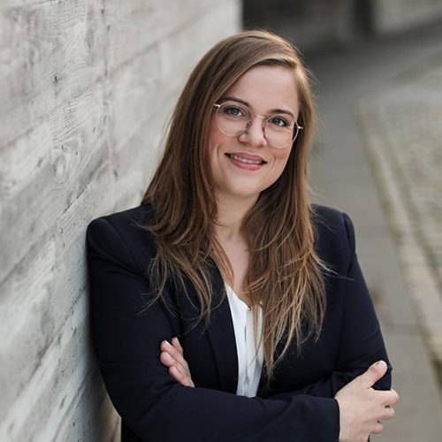 Christine Schmidt Christine Schmidt Bilanzbuchhalterin und Steuerfachwirtin